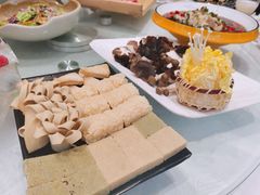 -海鲨湾海鲜会馆(百家湖1912店)