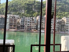 -古城苗家土菜馆(河景餐厅店)