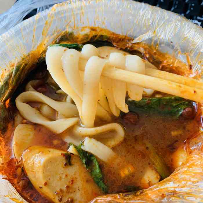 富贵祥香辣牛筋面-"今天中午在美团外卖上偶然搜到了这家香辣牛.