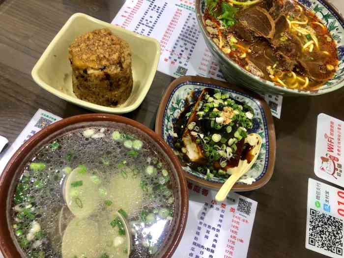 满庭香(厚街总店)-"满庭香排骨面店的排骨酥面完全不是我喜欢吃.