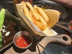 -BOURBON 玻本美式餐厅酒吧(虹桥新天地店)