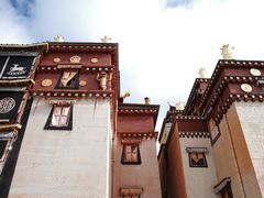 -噶丹松赞林寺