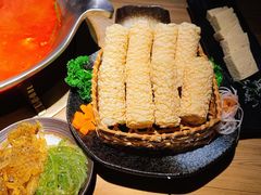 -湊湊火锅·茶憩(杭州湖滨银泰in77店)