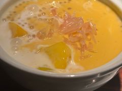 金榜.鲜芒杨枝金捞-RUXU入续糖水铺与包(卓悦中心店)