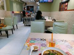 大堂-丽丽三鲜螺蛳粉(田林路店)