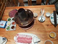 -额尔敦传统涮火锅·烧烤(鑫源山庄店)