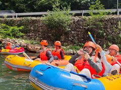 -安吉龙王山峡谷漂流