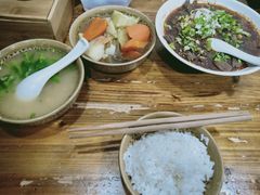-朱大嘴肥肠血旺(福字街店)