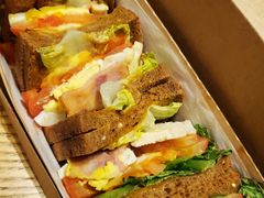 -星巴克(北京广渠门名敦道店)