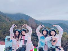 -大别山南武当滑雪场