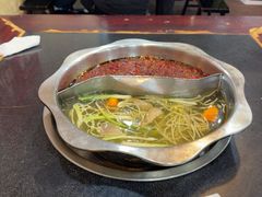 -储奇门鳝鱼火锅(总店)