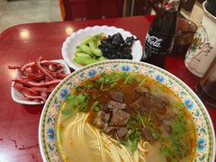 -金杨拉面王小吃面馆·牛三宝面·红烧牛肉粉