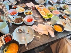 -明洞阿姨·韩式酱蟹烤肉·创意料理(三元桥店)