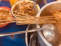 -马路边边麻辣烫联盟路店