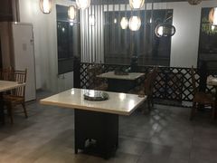 大堂-九道菜有鸡鱼头(石鼓路店)