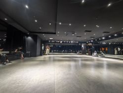 点击看大图 -OCEAN DANCE高空舞蹈室