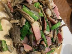 -乡土特色.冷锅鱼.牦牛肉汤锅