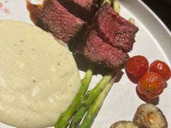 -LES ELITES 英集荟(南京西路店)