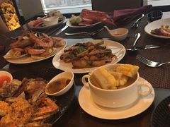 -唐拉雅秀酒店-西锦汇空中BBQ·思创餐厅