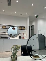-梳蕾娜 HAIR SALON