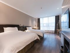 -汉庭优佳(上海恒隆广场南京西路地铁站店)