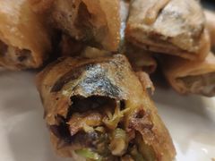 牛肝菌春卷-蔼若春.传承三十年云南菜(金碧公园店)