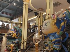 大堂-more than meow吴止猫主题餐厅(承德 中船汇店)