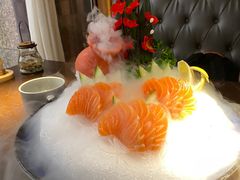 -卡普里披萨·牛扒·下午茶