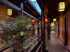 -唔呶喔哩酒家(生产街店)