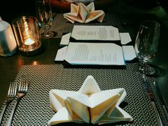 餐具摆设-Mie Cafe