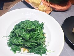 -吴越荣记苏州菜·松鼠桂鱼100%活鱼现做(斜塘老街店)