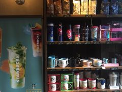 零售区-星巴克(武康路店)