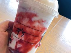 -星巴克(洛阳中州路王府井店)