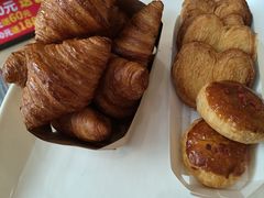 枫糖牛角面包-味多美蛋糕(欢乐谷店)