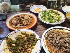 -蓝田九大碗民俗食府(蓝田店)