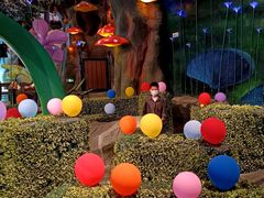 -蓝精灵乐园·世茂精灵之城主题乐园