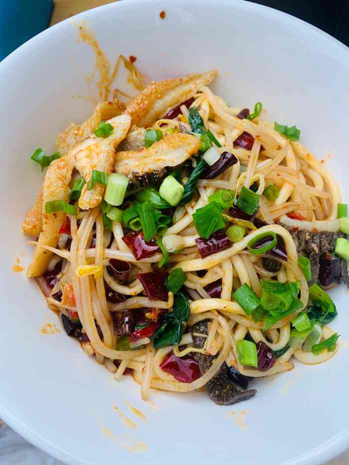 剁椒爆肚面-"[薄荷]环境:店子不大,好像里面只有三."-大众点评移动版