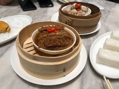 -香港百合居(LCM置汇旭辉广场店)