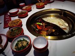 -欠火锅·水牛毛肚·团建聚餐·生日宴(何山路店)