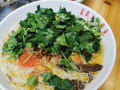-文山荷鲜居(翠湖店)