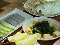 -城墙拐拐火锅(三峡广场黑金冠店)