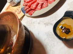 -羊家胡同·龙虾烧烤火锅(龙汇路店)