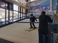 -零度滑雪室内训练中心(莘庄店)