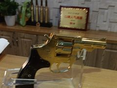 -都市枪神实弹射击俱乐部