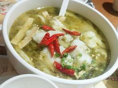 -渝是乎川渝小炒(新世界百货望京店)