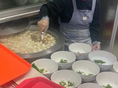 -周震馄饨