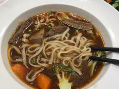 -康师傅私房牛肉面(马泉营奥莱店)