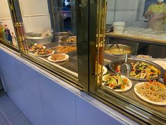 自助取餐区-王三姑牛肉饼