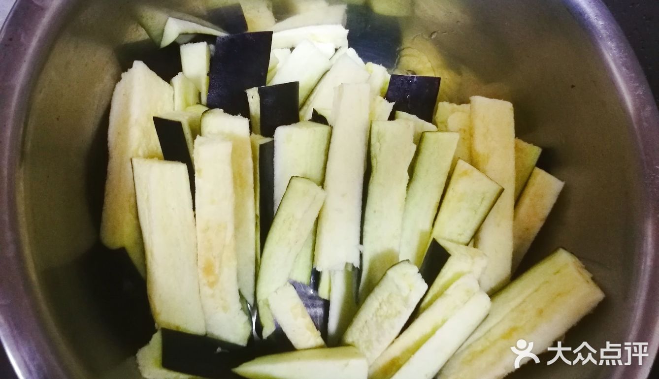 做个腊肉茄子🍆