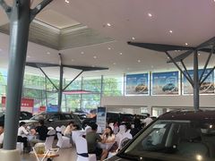 -成都华星西蒙上汽大众4S店(羊西线店)